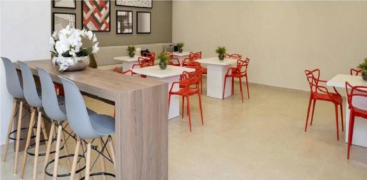 Apartamento Incrivel Em Frente Ao Metro Bras !